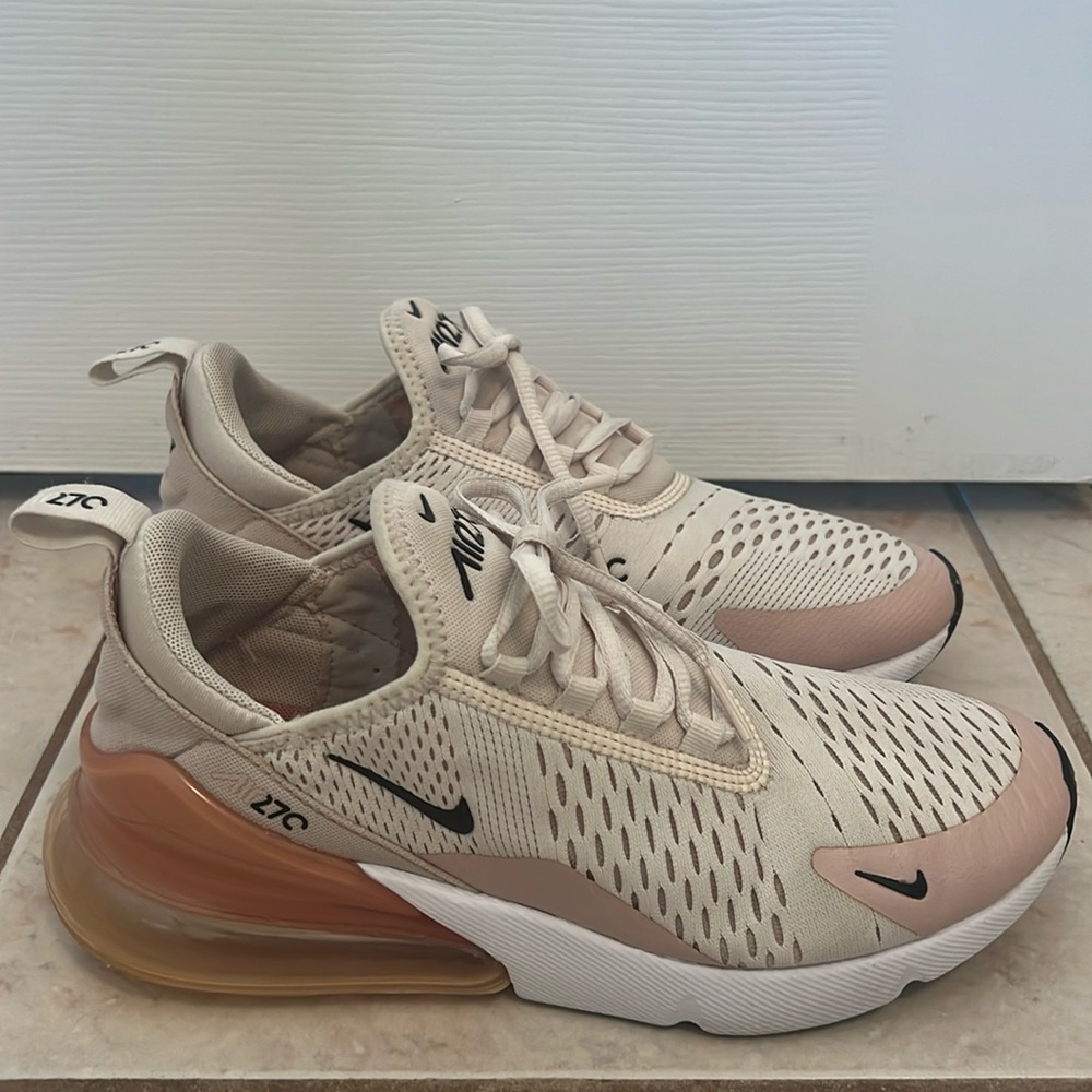 Nike Air Max 270 light pink/ pink oxford/ desert berry women’s size 8